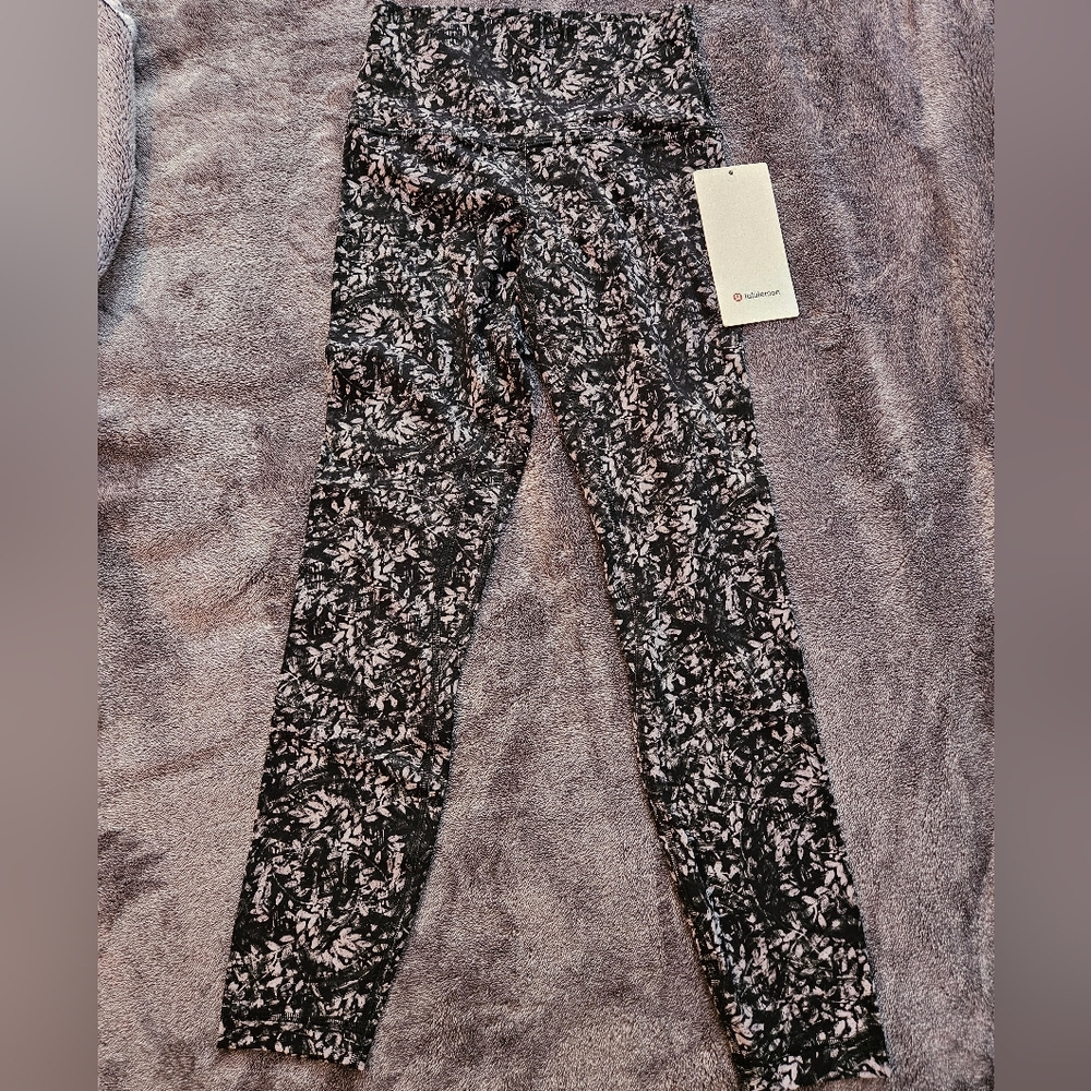 Lululemon Black and White Align HR Pants